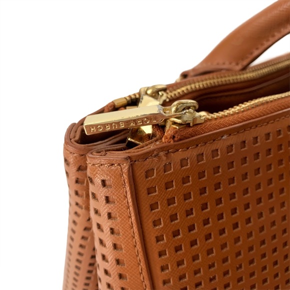 Tory Burch Robinson Perforated Tote Bag Tan - Picture 6 of 11